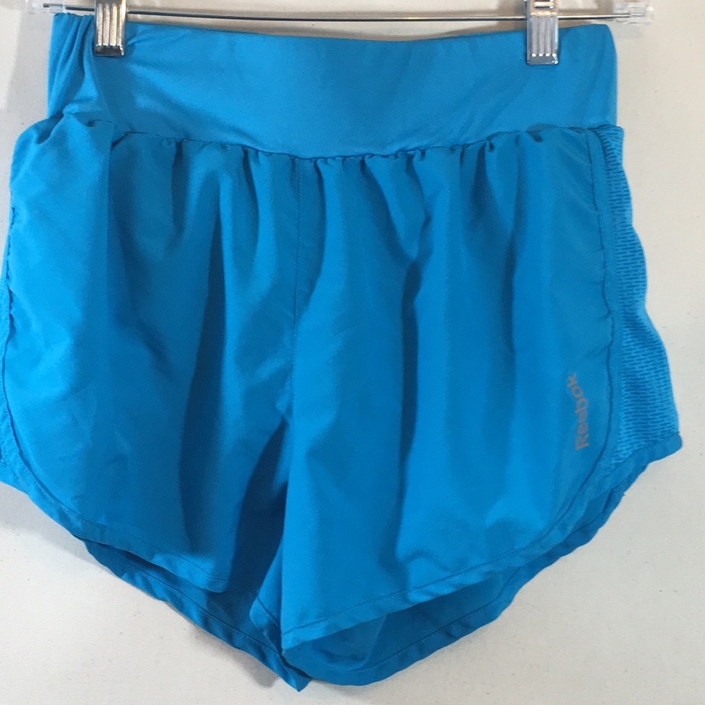 Reebok Play Dry Shorts-Size Med (EUC)
